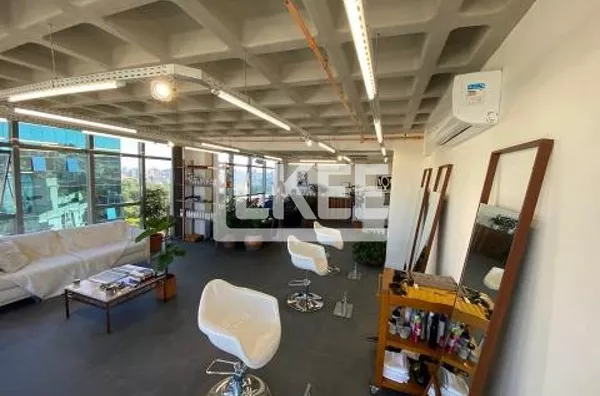 Moinhos de Vento | Sala comercial à venda | 66 m² | 2 Vagas | Em Porto Alegre/RS