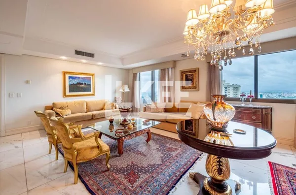 Petrópolis | Cobertura Duplex Semi mobiliada com 4 quartos (sendo 4 suítes) à venda | 501m² | 7 banheiros | 4 Vagas | Terraço | Em Porto Alegre/RS