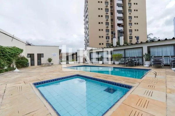 EDIFÍCIO LES HALLES