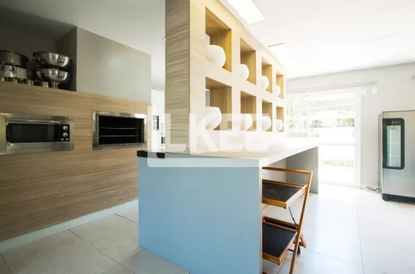 Jardim Lindóia | Apartamento semi mobiliado e equipado com 3 quartos (sendo 1 suíte) para alugar | 83 m² | 2 vagas | Com sacada | Em Porto Alegre/RS 