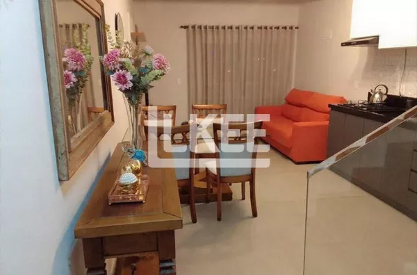 Centro | Apartamento duplex com sacada à venda | 1 quarto (suíte) | 54,66 m² | 2 Banheiros | 1 Vaga | Churrasqueira | Lareira | Em Canela / RS