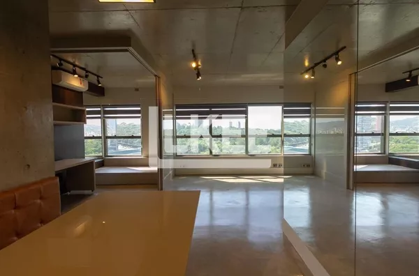 Petrópolis | Apartamento com 1 quarto (sendo 1 suíte) 'a venda | 69 m² | 2 Banheiros e 2 vagas cobertas | Porto Alegre/RS