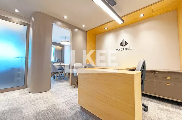 Boa Vista | Conjunto comercial mobiliado e equipado à venda | 72 m² | Copa | 2 banheiros | 2 vagas | Em Porto Alegre/Rs