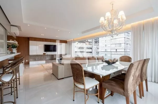 Petrópolis | Apartamento mobiliado e decorado com 3 suítes à venda | 170 m² | 3 vagas | Com lareira e churrasqueira | Em Porto Alegre/RS