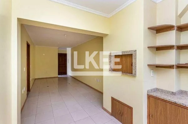 Petrópolis | Apartamento semi mobiliado com 2 quartos (sendo 1 suíte) para alugar | 75 m² | 1 vaga | Com churrasqueira | Em Porto Alegre/RS