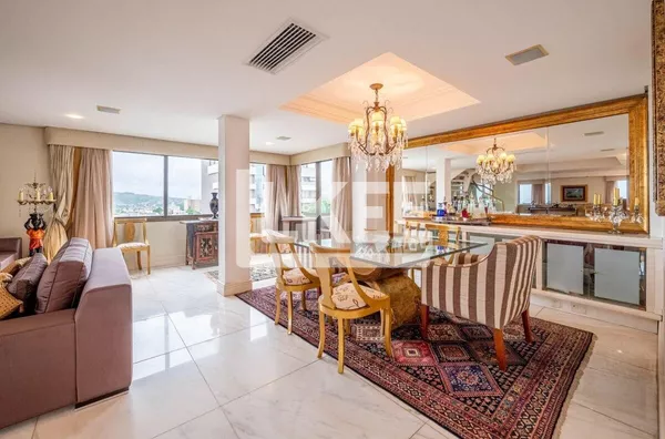 Petrópolis | Cobertura Duplex Semi mobiliada com 4 quartos (sendo 4 suítes) à venda | 501m² | 7 banheiros | 4 Vagas | Terraço | Em Porto Alegre/RS