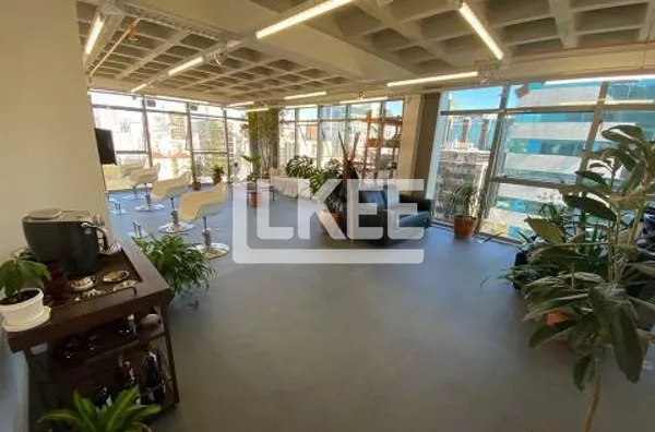 Moinhos de Vento | Sala comercial à venda | 66 m² | 2 Vagas | Em Porto Alegre/RS