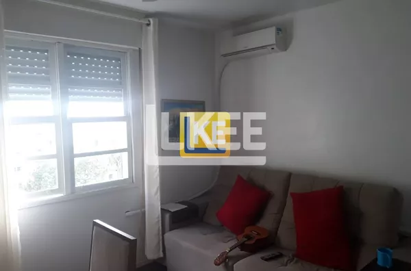 Apartamento á venda com 2 dormitórios no Bairro Cristal