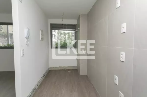Auxiliadora | Apartamento com 2 quartos (sendo 1 suíte) à venda | 69 m² | 2 Banheiros | 1 vaga | Com Churrasqueira | Em Porto Alegre/RS