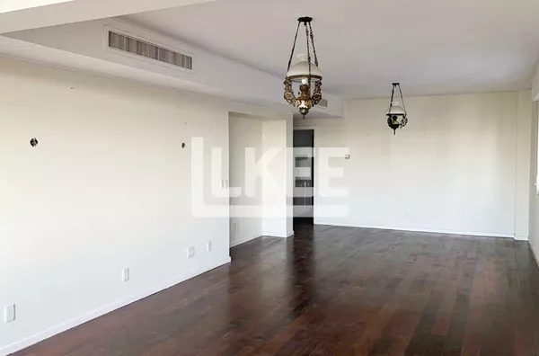 Moinhos de Vento | Apartamento à venda 3 quartos | 99 m² privativos | 2 vagas | em Porto Alegre/RS