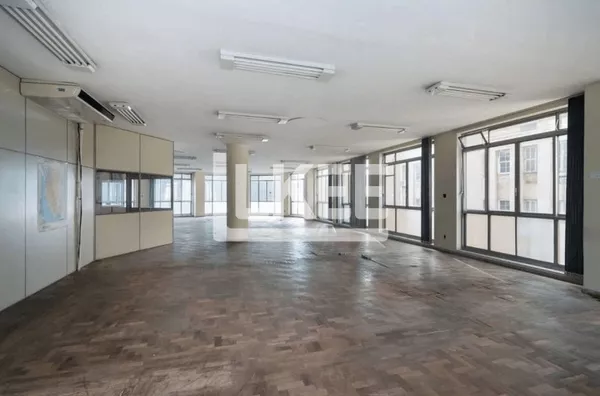 Centro Histórico | Andar comercial para alugar | 607,32 m² | Em Porto Alegre/RS