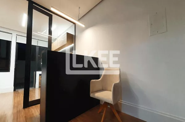 Moinhos de Vento |  Sala comercial |  37m²  | 1 vaga | com Terraço |  em Porto Alegre