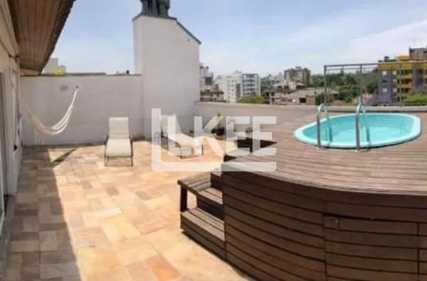 Menino Deus | Cobertura Duplex à venda  | 186 m² | 3 quartos | 2 vagas | Lareira e Churrasqueira em Porto Alegre/RS