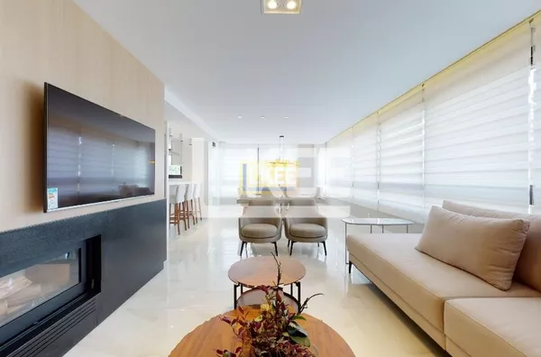 Petrópolis - Apartamento com 3 Suítes e 2 vagas à venda - 125 m ²