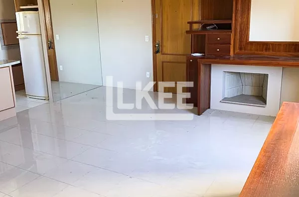 Bela Vista | Apartamento semi mobiliado com 1 quarto à venda | 40 m² | 1 vaga | Com lareira, churrasqueira e sacada | Em Porto Alegre/RS