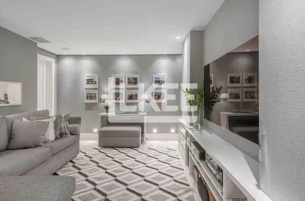 Petrópolis | Apartamento com 3 suítes à venda | 290 m² | 3 vagas | Com lareira e sacada| Em Porto Alegre/RS