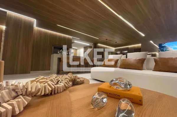 Bela Vista| Apartamento living estendido de 3 quartos sendo 2 suítes á venda | 216,67m² | 3 vagas | Com churrasqueira, lareira e sacada | Em Porto Alegre/RS