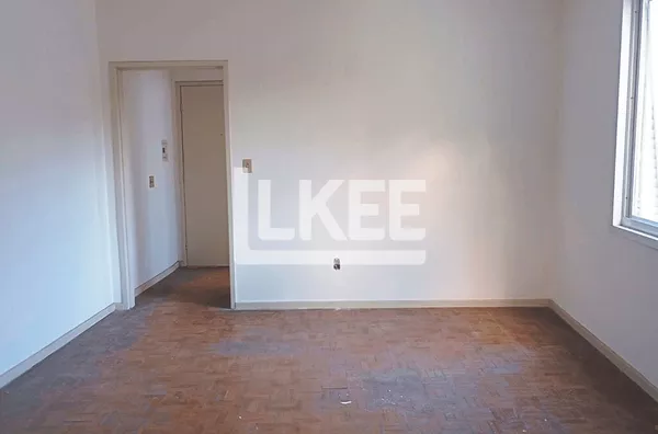 Apartamento com 3 Quartos  | 101 m² | Sem elevador | Santa Cecília | Em Porto Alegre/RS