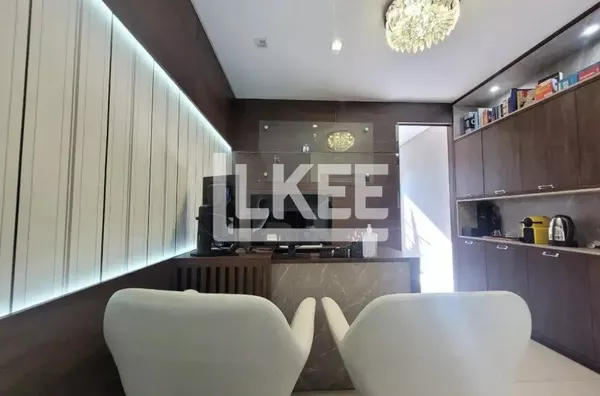 São Sebastião | Sala comercial mobiliada para aluguel | 25m² | 1 Banheiro | 1 Vaga | Em Porto Alegre/RS