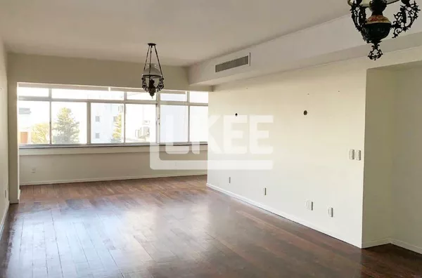 Moinhos de Vento | Apartamento à venda 3 quartos | 99 m² privativos | 2 vagas | em Porto Alegre/RS