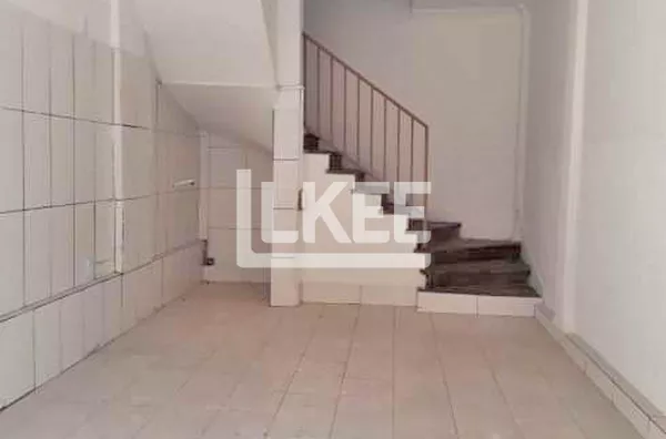 Floresta | Loja com vitrine para venda | 56 m² 