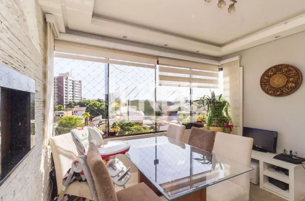 Cristo Redentor | Apartamento semi mobiliado e equipado com 3 quartos (sendo 1 suíte) à venda | 73 m² | 2 vagas | Em Porto Alegre/RS