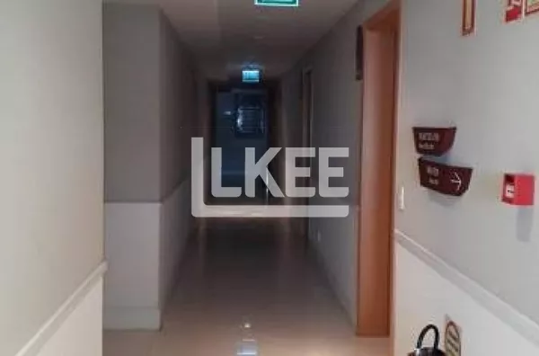 Boa Vista | Conjunto comercial mobiliado à venda | 72 m² | Copa | 2 banheiros | 2 vagas | Em Porto Alegre/RS