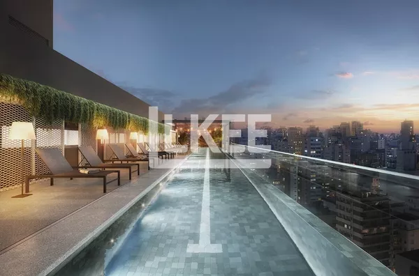 Piscina com Vista Panorâmica