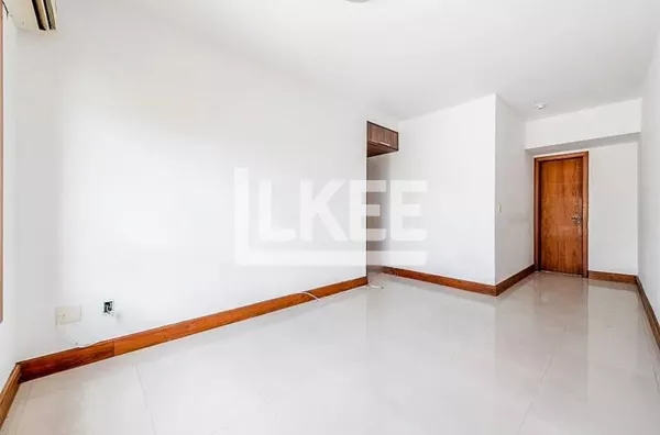 Independência | Apartamento com 3 quartos (sendo 1 suíte) à venda | 95,04 m² | 2 vagas | Com churrasqueira | Em Porto Alegre/RS