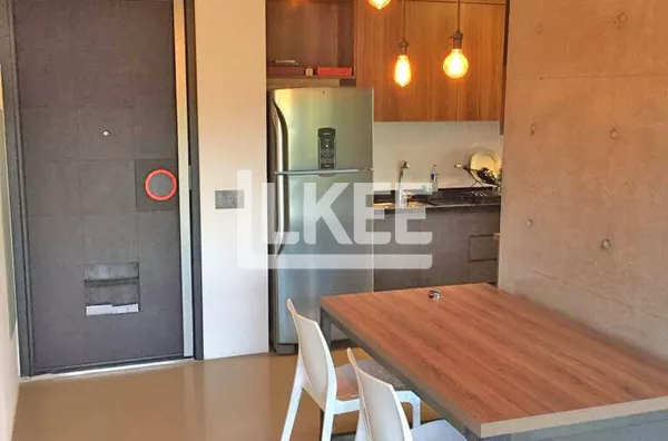 Petrópolis | Apartamento com 1 suíte para vender | 1 vaga | Mobiliado e Equipado 