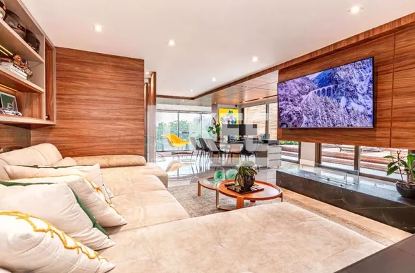 Boa Vista | Cobertura duplex mobiliada com 3 quartos (sendo suítes) à venda | 423 m² | 5 banheiros | 4 vagas | Lareira e Hidromassagem | Em Porto Alegre/RS