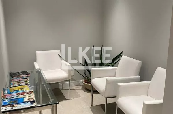 Floresta | Sala Comercial mobiliada à vendal | 42 m² | 1 Lavabo | 1 Vaga | Em Porto Alegre/RS