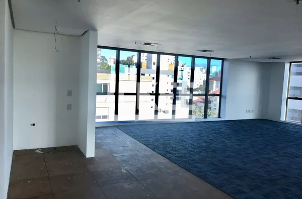 São João | Sala comercial para alugar | 99,5 m² | 1 vaga | Em Porto Alegre/RS
