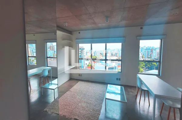 Petrópolis | Apartamento semi mobiliado com 1 quarto para aluguel | 69 m² | 2 Banheiros | 2 vagas | Em Porto Alegre/RS 