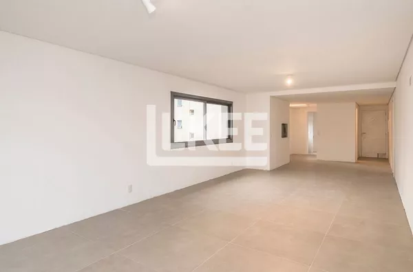 Moinhos de Vento | Apartamento com 3 quartos (sendo 3 suítes) à venda | 124 m² | 2 vagas | Com churrasqueira | Em Porto Alegre/RS 