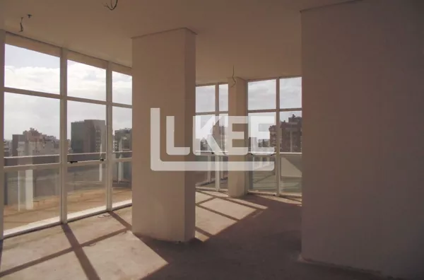 Auxiliadora | Sala comercial com espaço garden à venda | 110 m² | 1 vaga | Em Porto Alegre/RS