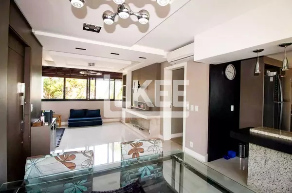 Higienópolis | Apartamento mobiliado e equipado com 2 suítes à venda | 100 m² | 2 vagas | Com churrasqueira | Em Porto Alegre/RS