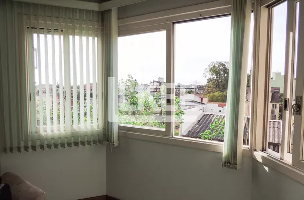 Passo D'Areia | Apartamento semi mobiliado com 3 quartos (sendo 1 suíte) à venda | 88,20 m² | 2 vagas | Com churrasqueira | Em Porto Alegre/RS