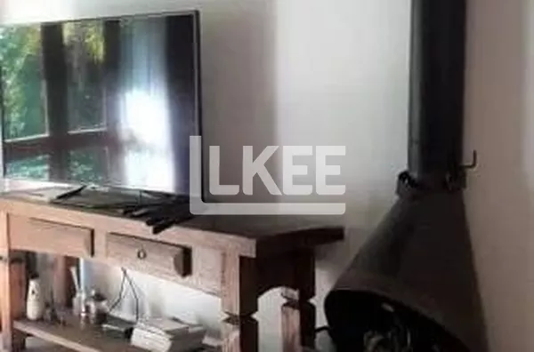 Ipanema | Casa em condominio com 4 quartos (sendo 2 suítes) à venda | 220 m² | 2 vagas | Com lareira, sacada e churrasqueira | Em Porto Alegre/RS