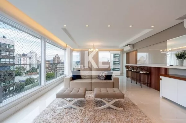 Petrópolis | Apartamento mobiliado e decorado com 3 suítes à venda | 170 m² | 3 vagas | Com lareira e churrasqueira | Em Porto Alegre/RS