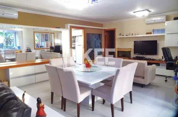 Jardim Europa | Apartamento de de 140 m², semi mobiliado à Venda | 3 quartos (1suíte) | 2 vagas | lareira e churrasqueira 