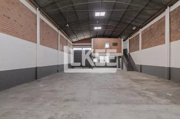 Sarandi | Pavilhão para alugar | 290 m² |  3 vagas | Em Porto Alegre/RS