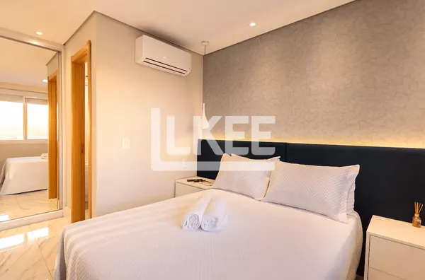 Petrópolis | Studio mobiliado e equipado à venda | 45 m² | 1 vaga | Com banheira hidromassagem | 1 Vaga | Em Porto Alegre/RS