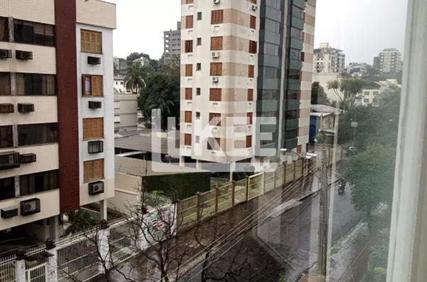 Passo D'Areia | Apartamento semi mobiliado com 3 quartos (sendo 1 suíte) à venda | 88,20 m² | 2 vagas | Com churrasqueira | Em Porto Alegre/RS