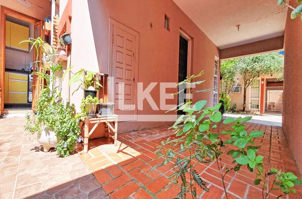 Tristeza | Casa com 3 Quartos (sendo 1 suíte) à venda | 133m² | Churrasqueira | 2 Vagas | Em Porto Alegre/RS