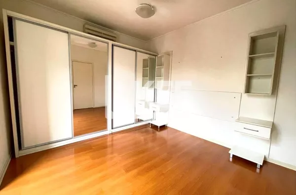 Petrópolis | Apartamento semi-mobiliado com 2 quartos | 64,7 m² | 1 Banheiro |  Sacada | Sem Vaga | Em Porto Alegre/RS