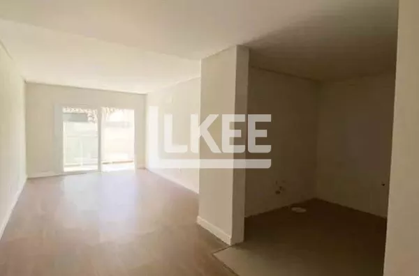 Centro | Apartamento com sacada à venda | 1 suíte | 80,94 m² | 1 Banheiros | 1 Vaga | Churrasqueira | Lareira | Em Canela / RS