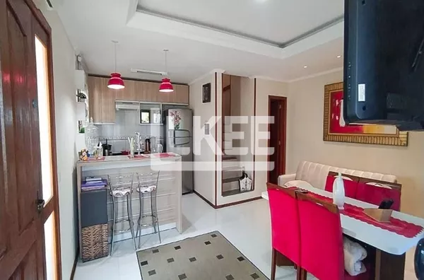 Hípica | Casa em condominio semi mobiliada com 3 suítes à venda | 181 m² | 2 vagas | Com lareira, sacada e churrasqueira | Em Porto Alegre/RS