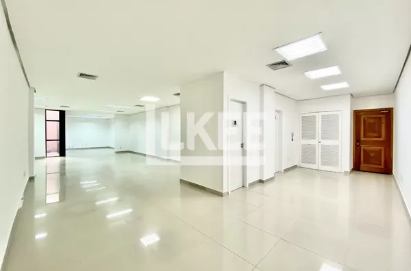 Floresta | Sala comercial com espaço garden para alugar | 94 m² | 1 vaga | Em Porto Alegre/RS