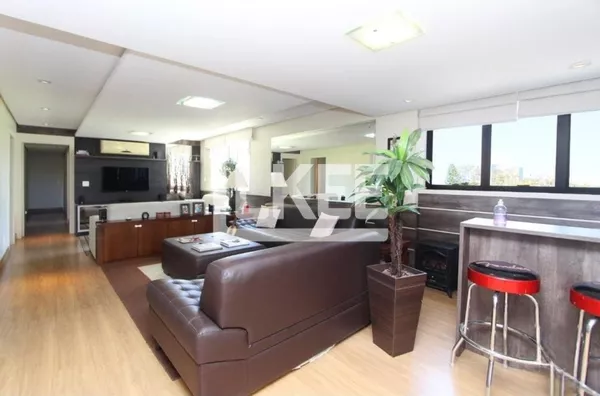 Boa Vista | Apartamento reformado com com 4 quartos (sendo 3 suítes) à venda | 191 m² | 2 vagas | Em Porto Alegre/RS